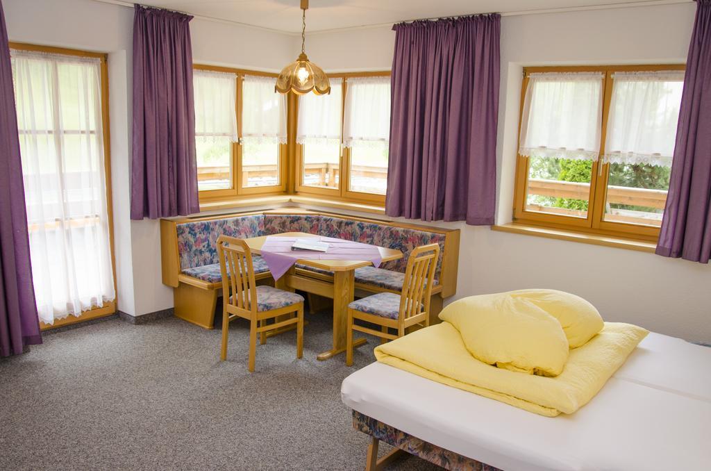 Apartamento Pezza Lischa Kappl  Habitación foto